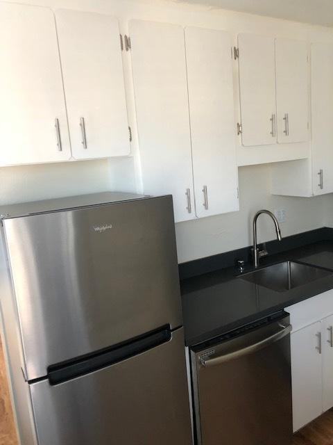 757 Green Street 2e - Photo 2 of 26