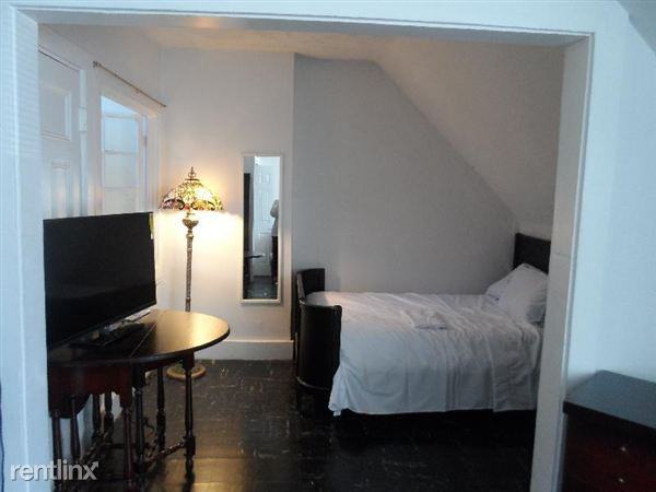 51 Hereford St - Photo 3 of 11