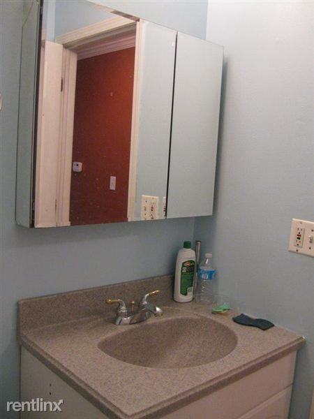 1905 Tall Oaks Dr - Photo 3 of 10