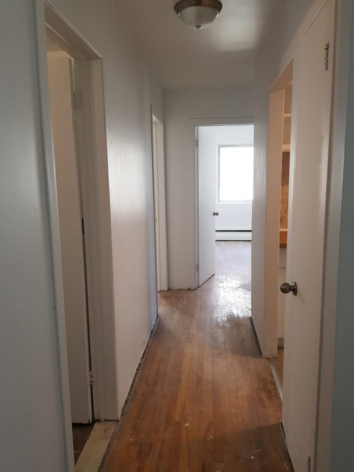 2370 Rue Gold — photo 2