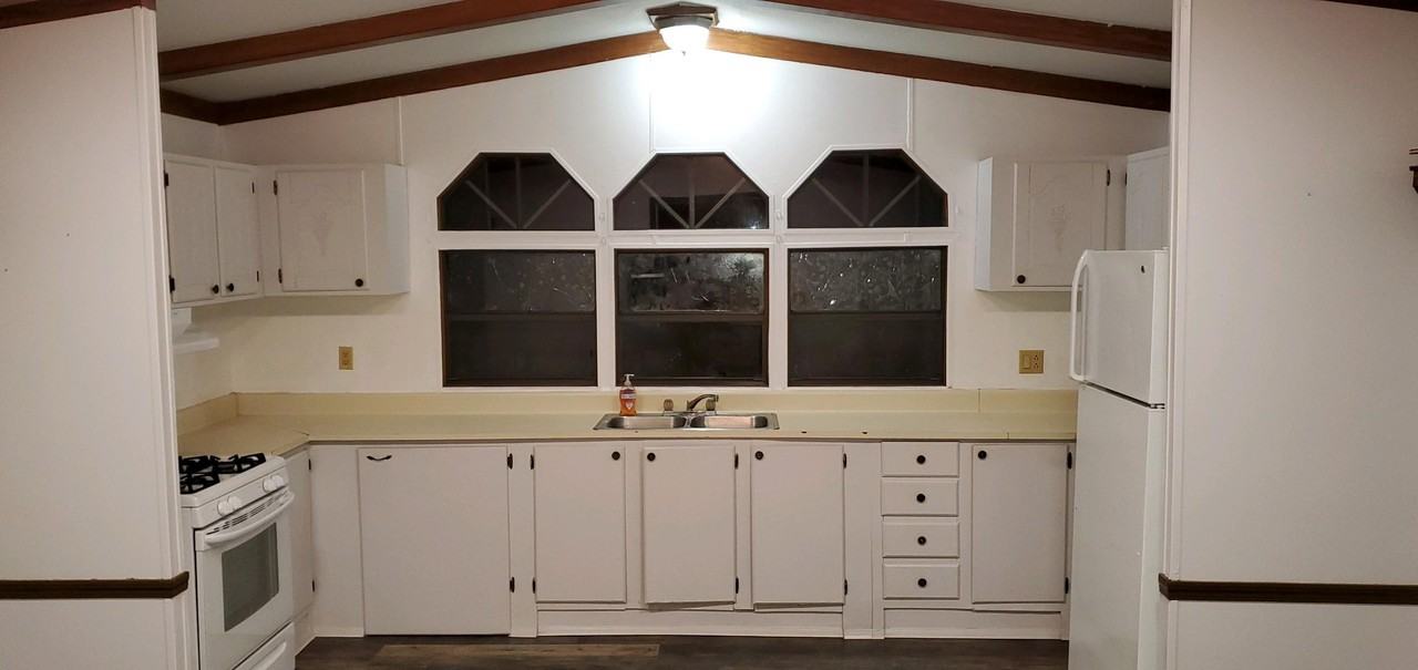 7650 Brittany Ln - Photo 3 of 4