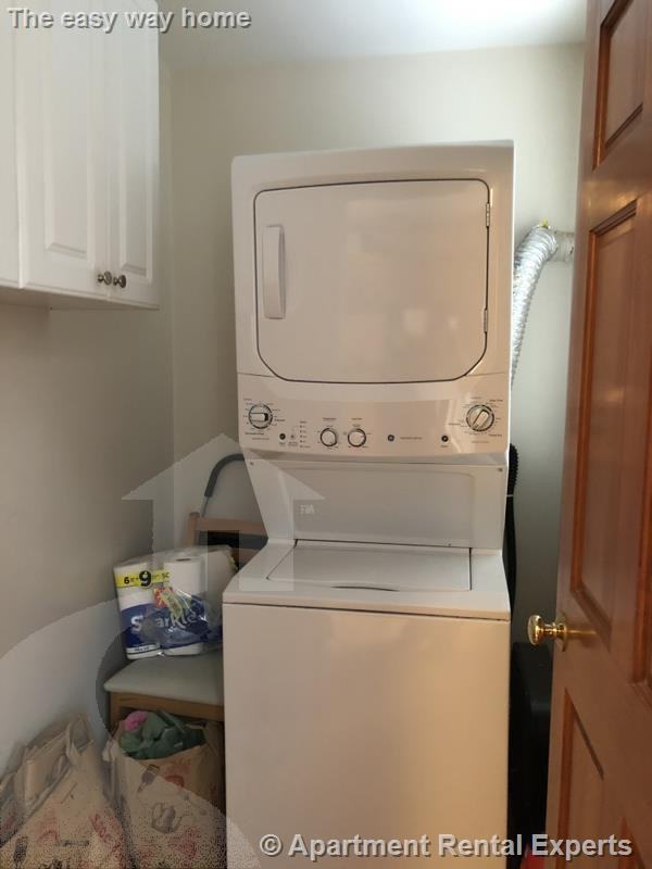 275 Putnam Ave #2 - Photo 7 of 10