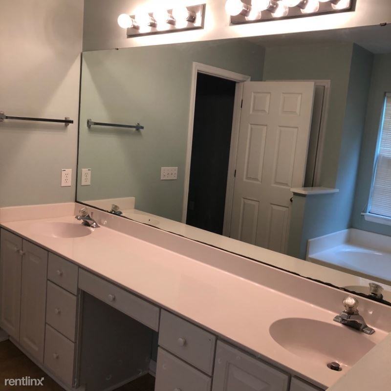 305 Rice Bay Dr - Photo 2 of 21