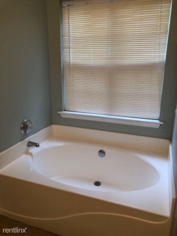 305 Rice Bay Dr - Photo 3 of 21