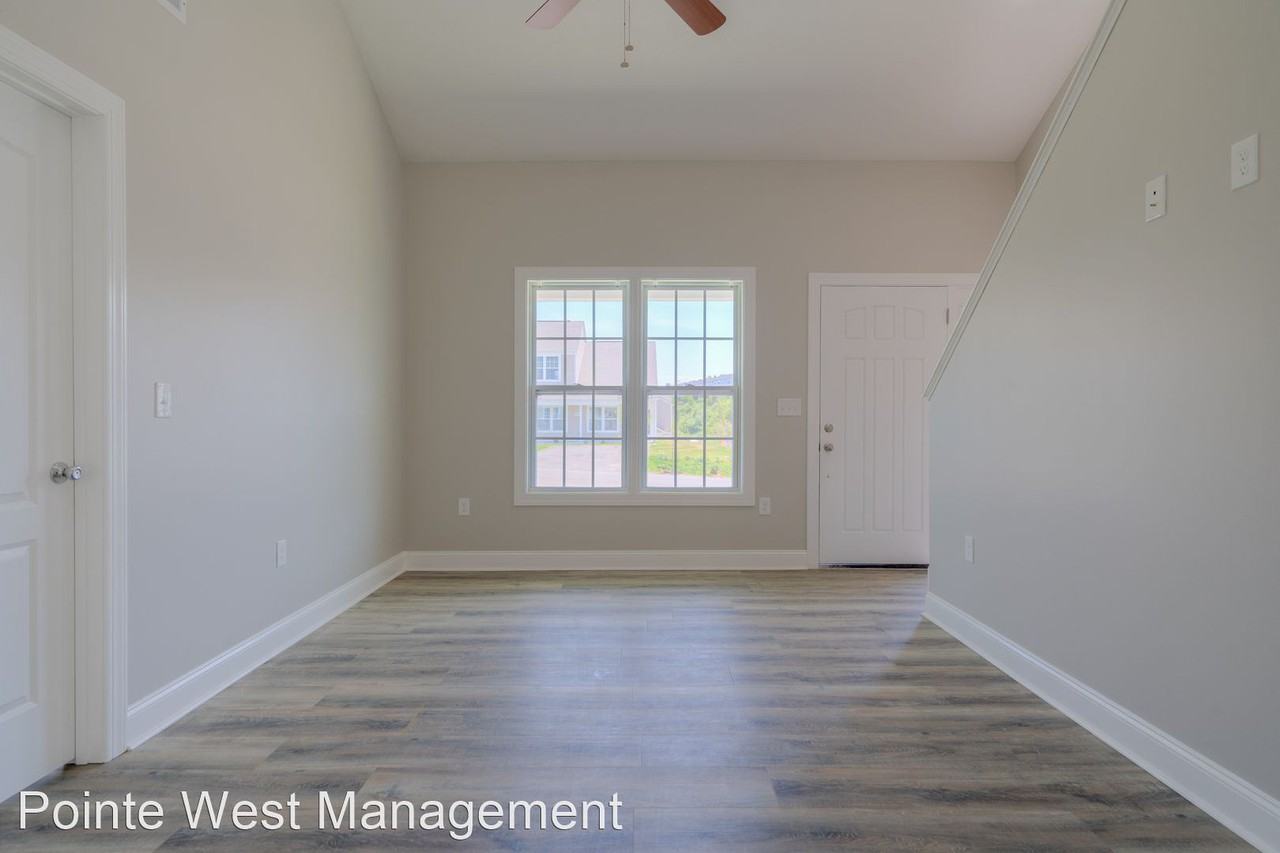 1390 Providence Blvd - Photo 3 of 24