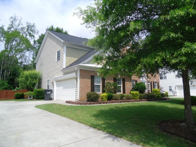 10820 Knight Castle Drive - Photo 2 of 29