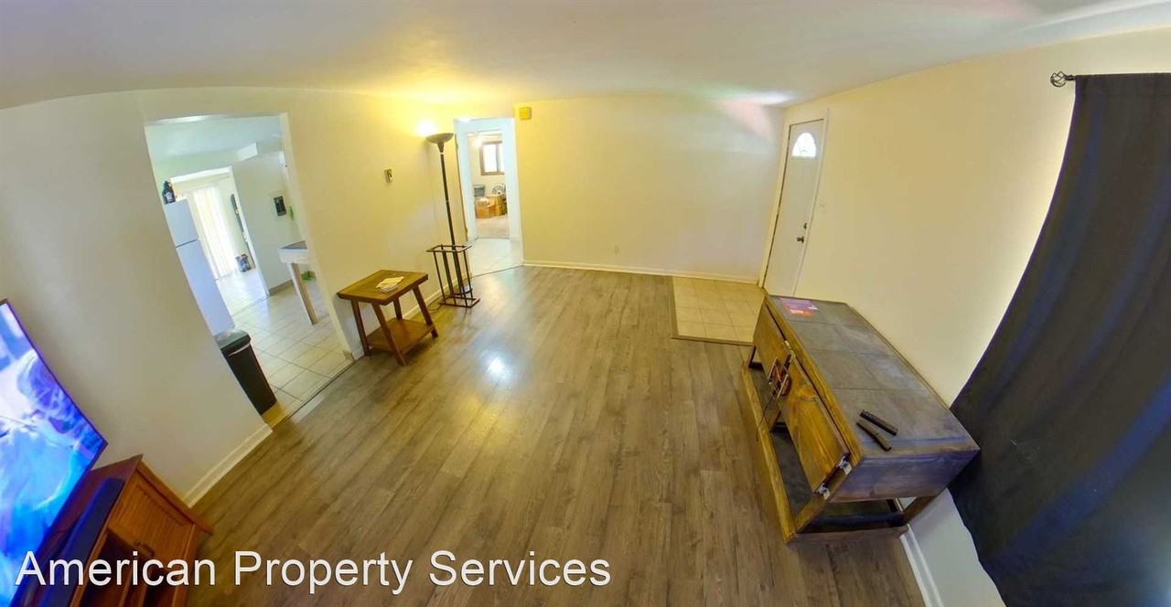 1926 Beck St - Photo 2 of 20