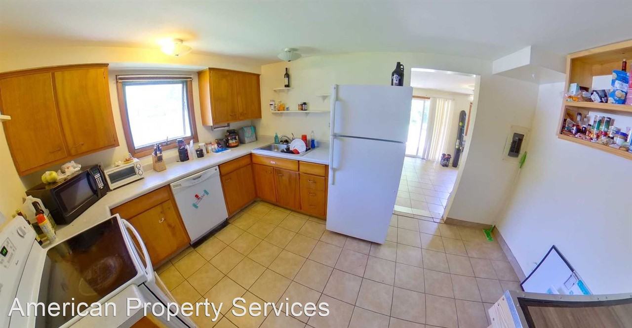 1926 Beck St - Photo 3 of 20