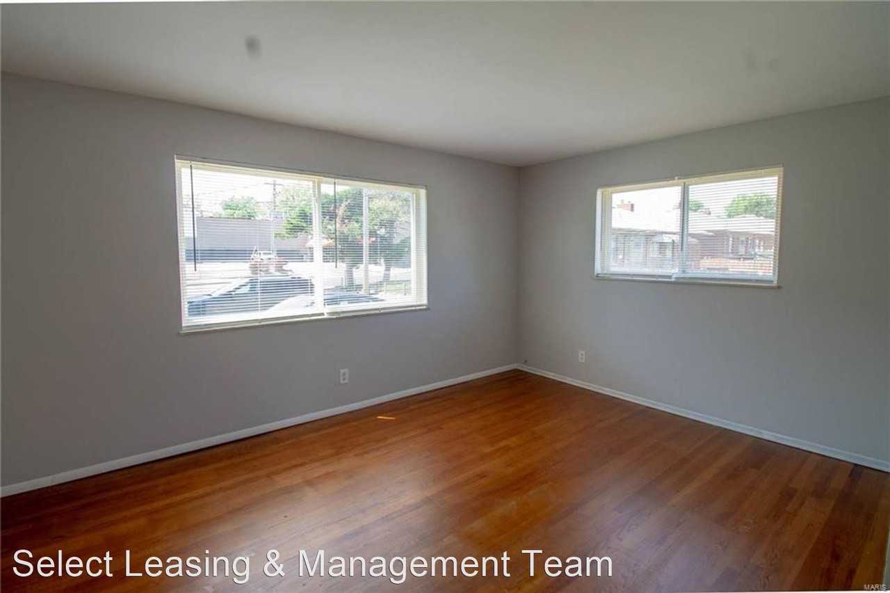 6269 Gravois Ave - Photo 3 of 7