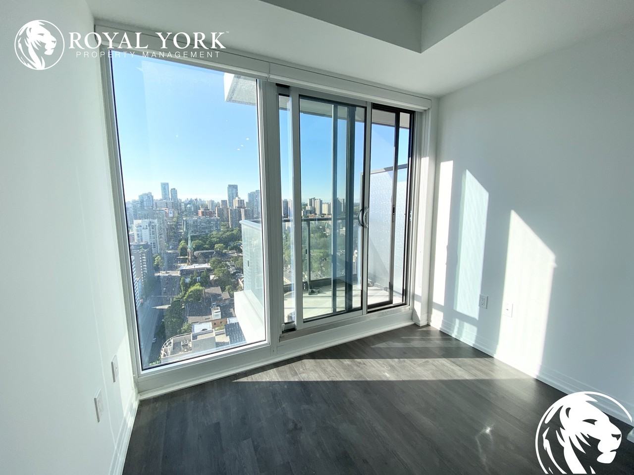 253 3012-251 Jarvis Street - Photo 3 of 22