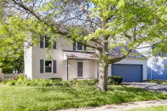 3271 Andover Dr - Photo 3 of 16