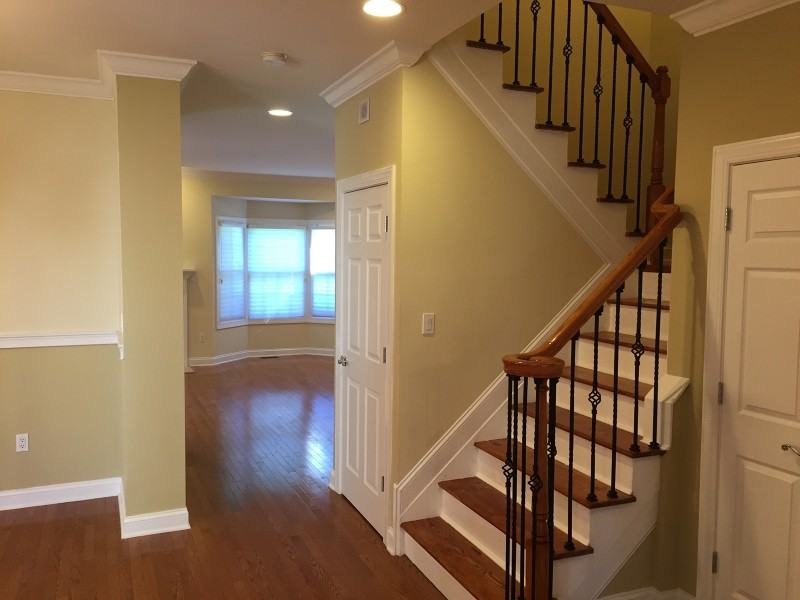 509 Binghampton Ln - Photo 3 of 25