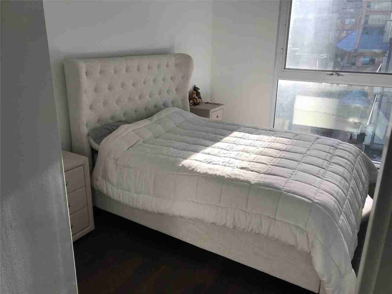 7 Grenville Street #816