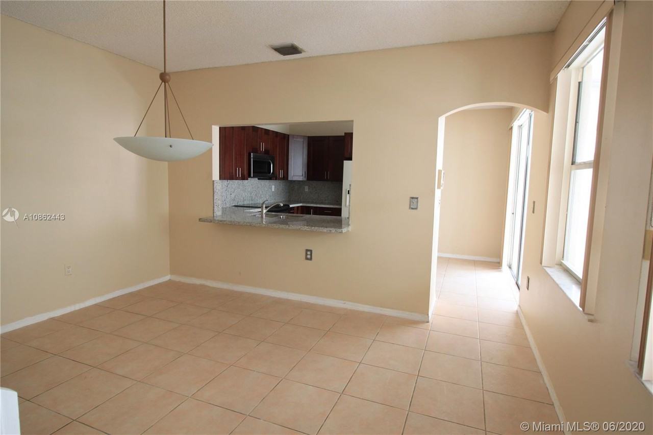 3920 Tree Top Road - Photo 3 of 16