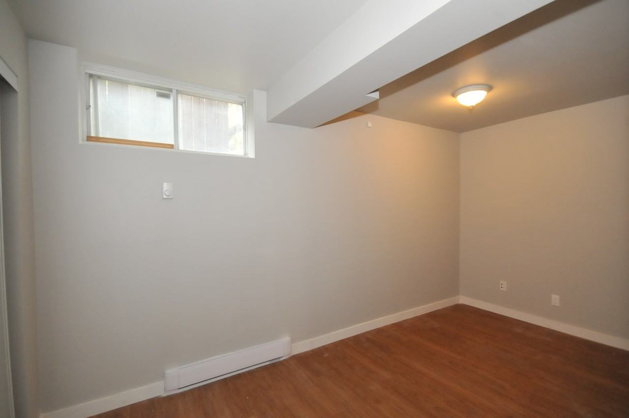 884 Somerset Street West - Photo 2 of 17