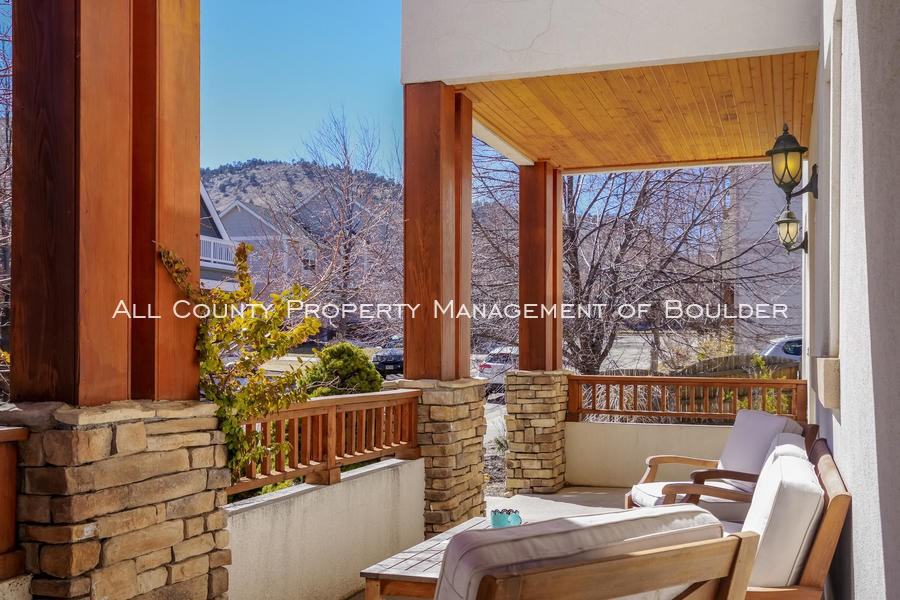 601 Wingate Ave - Photo 3 of 36