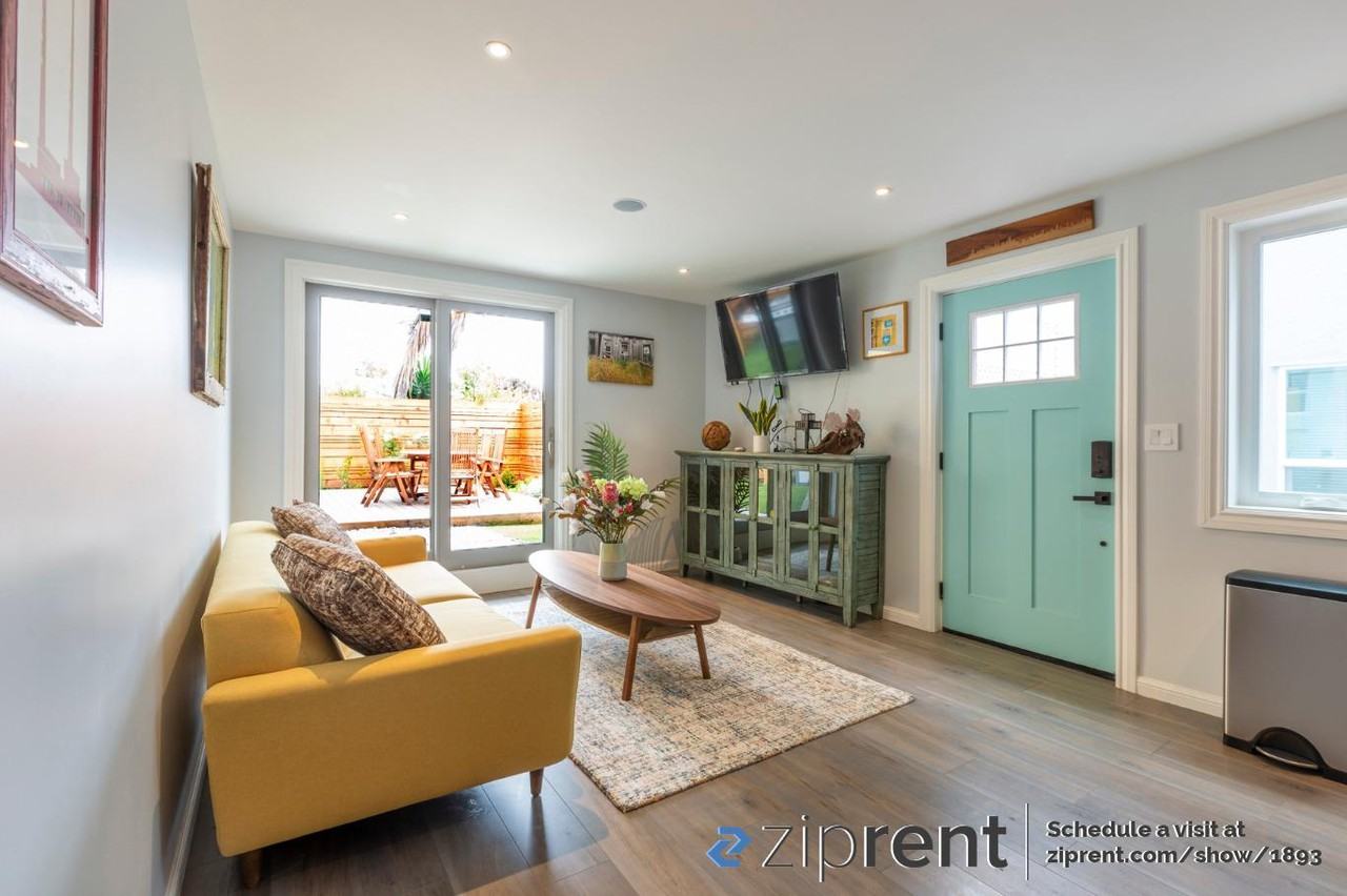 211 Genebern Way - Photo 3 of 21