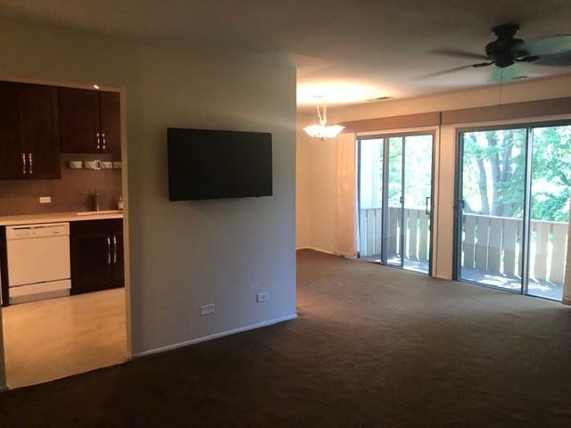 1059 Deerpath Ct #C2 - Photo 2 of 20