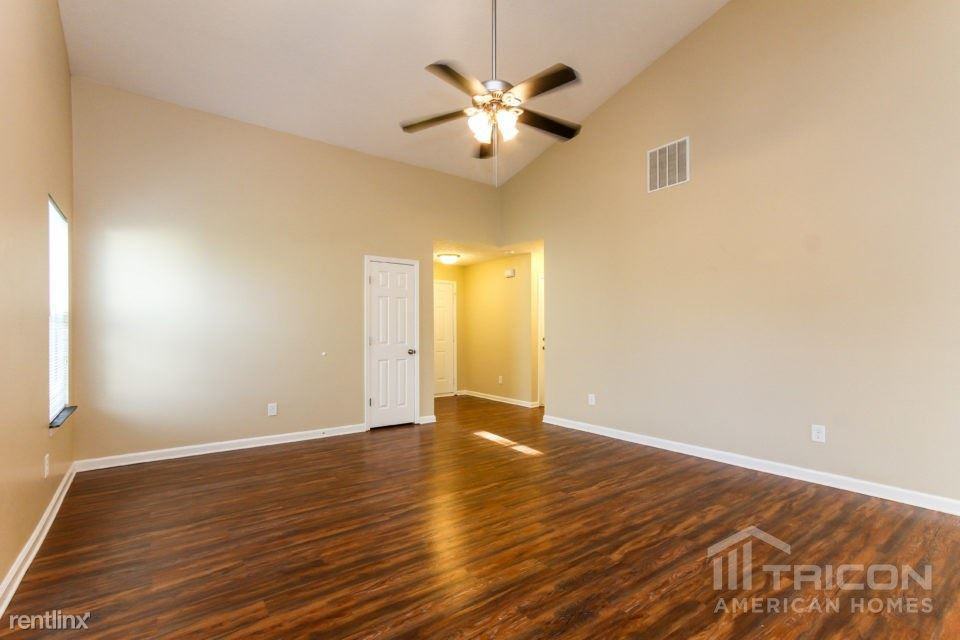 4601 Physics Way - Photo 3 of 17