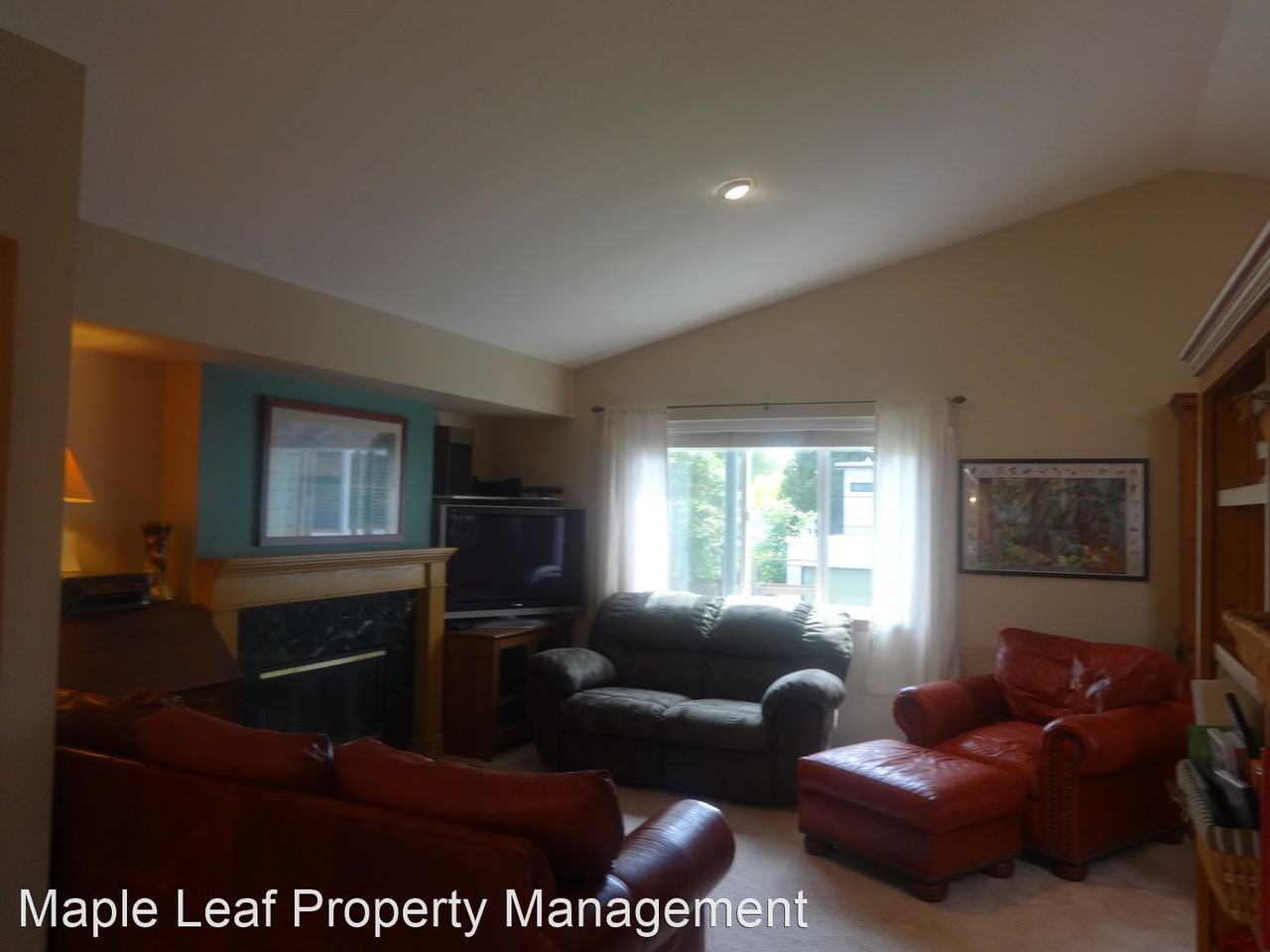 317 Ne 91st St - Photo 2 of 20