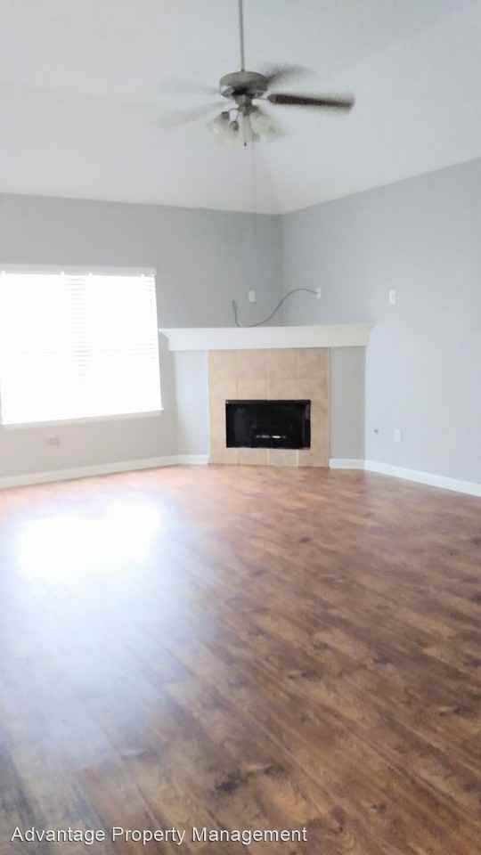 1732 Southall St - Photo 2 of 11