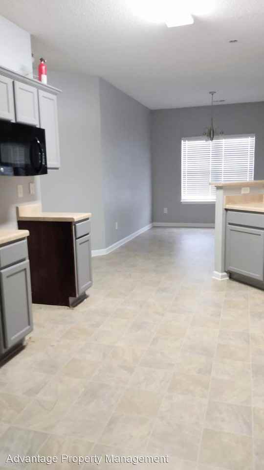 1732 Southall St - Photo 3 of 11