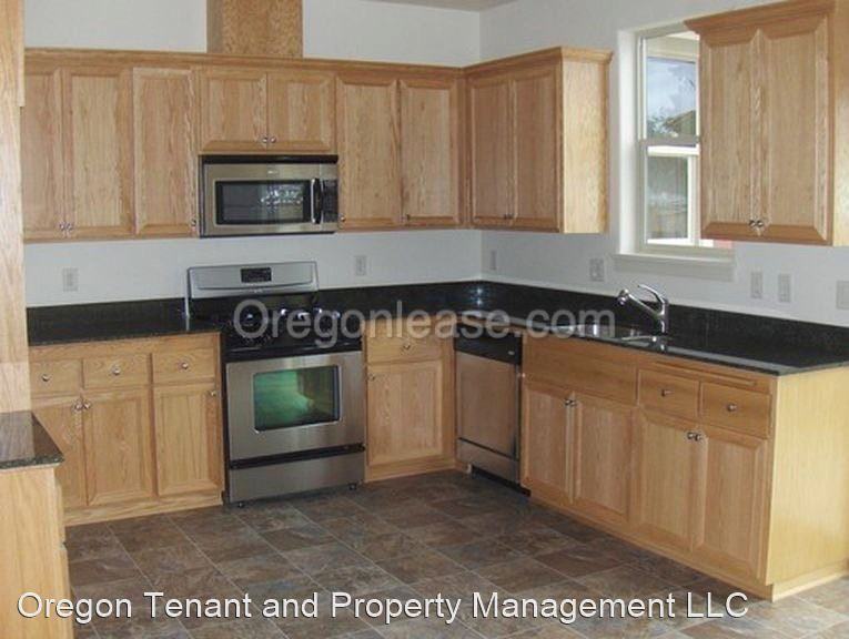 202 Sw Quince St - Photo 2 of 10