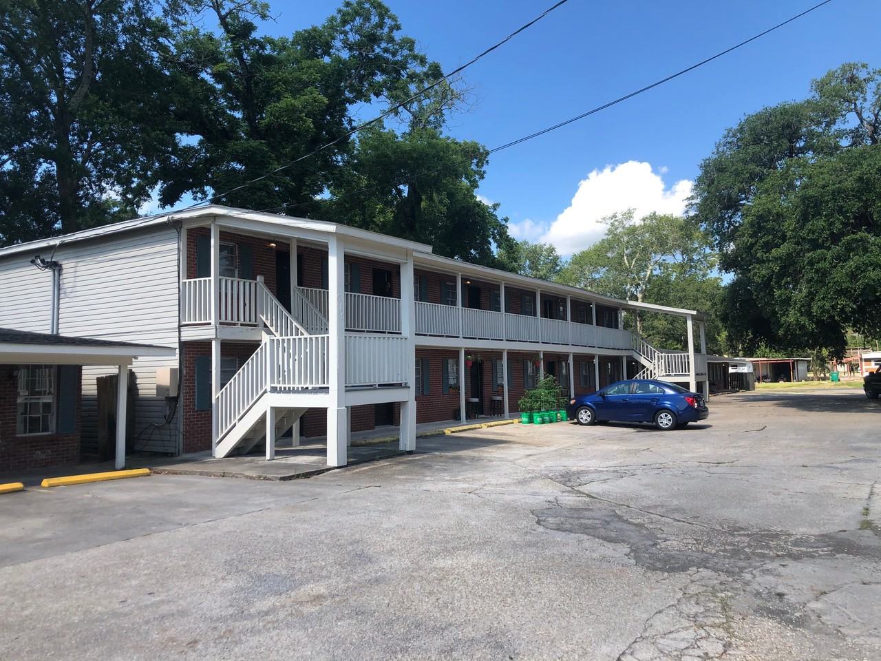 615 W Napoleon St Apartments in Sulphur, LA 70663 Zumper