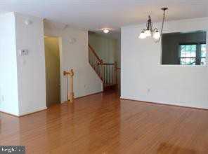 1224 Quaker Hill Dr - Photo 2 of 15