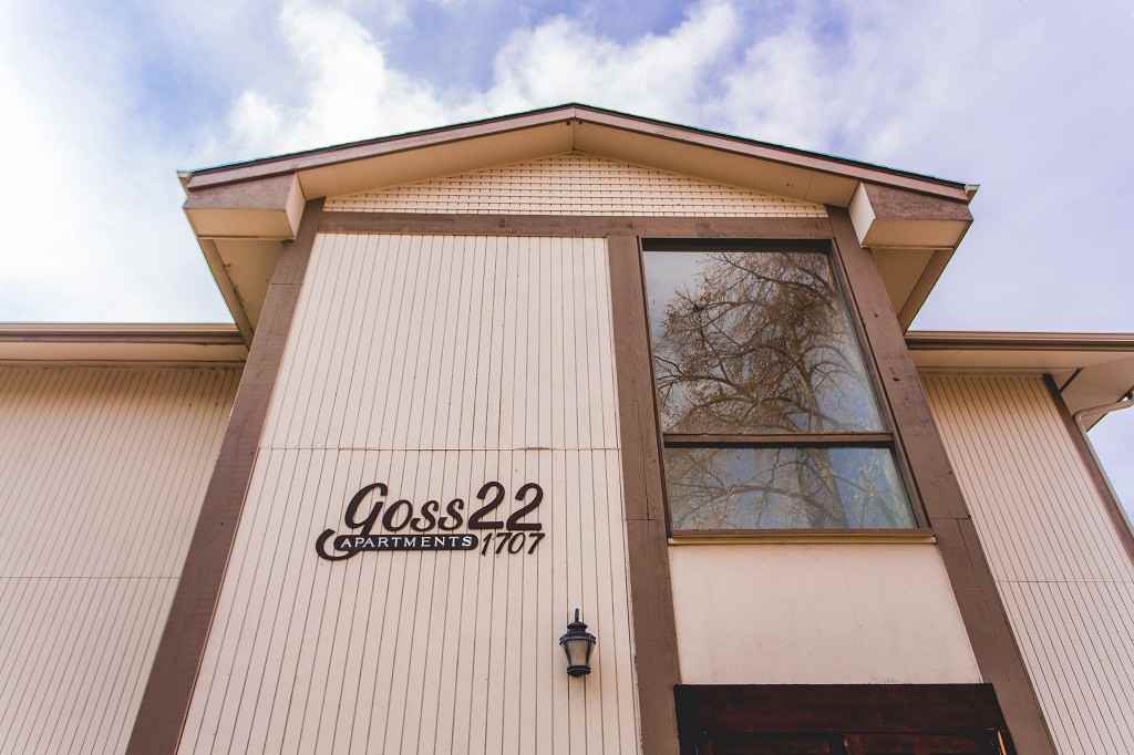 1707 22nd Street - Photo 2 of 10