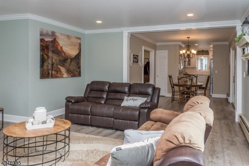 357 Oak Ridge Rd - Photo 2 of 25