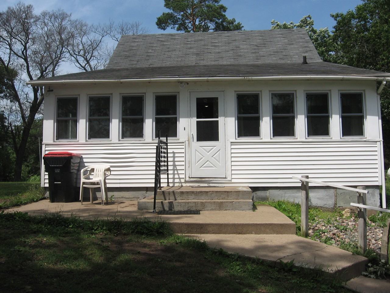 1879 Larson Lane - Photo 2 of 14