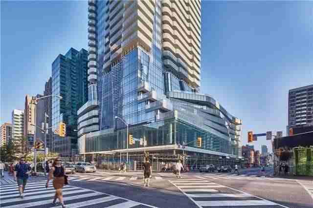 1 Bloor Street East ##1402
