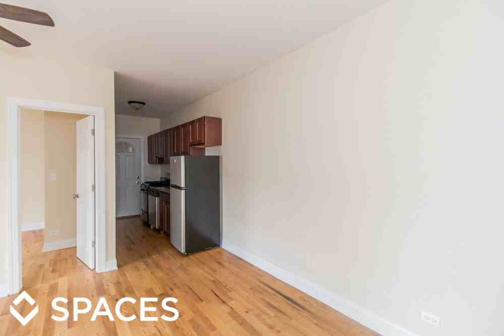 947 West Cornelia - Photo 2 of 45