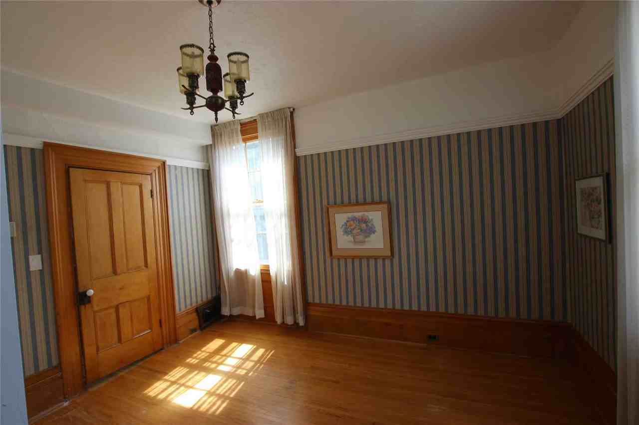 17 Wellington street - Photo 2 of 4