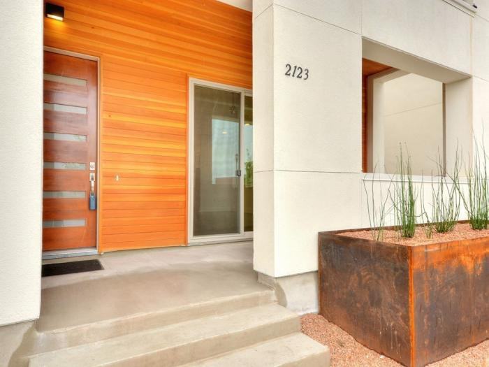 2123 Garcia St - Photo 2 of 13