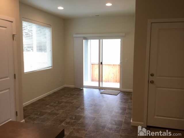 414 Gorge Ct - Photo 3 of 14