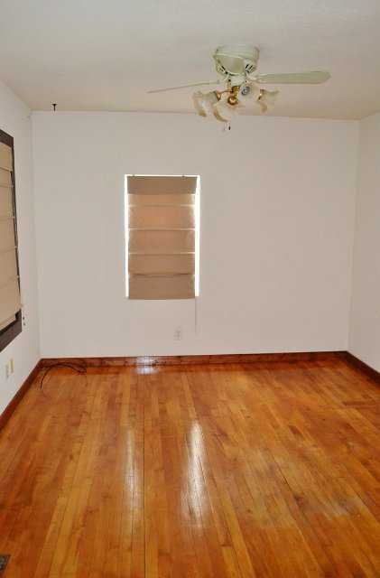 621 Orchard Dr - Photo 3 of 10