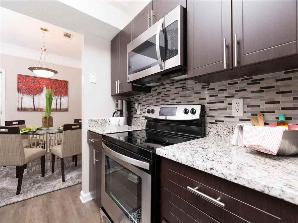 Elan at Mallard Creek Apartment Homes - Photo 3 of 39