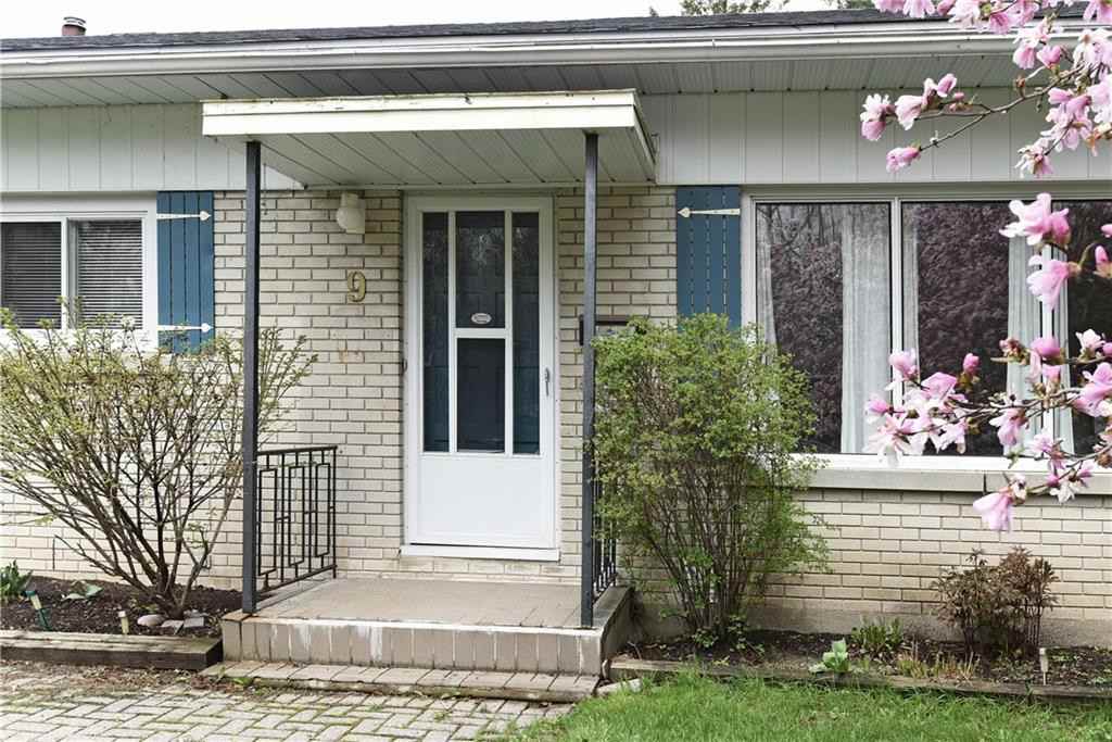 9 Kirkstall Ave - Photo 3 of 20