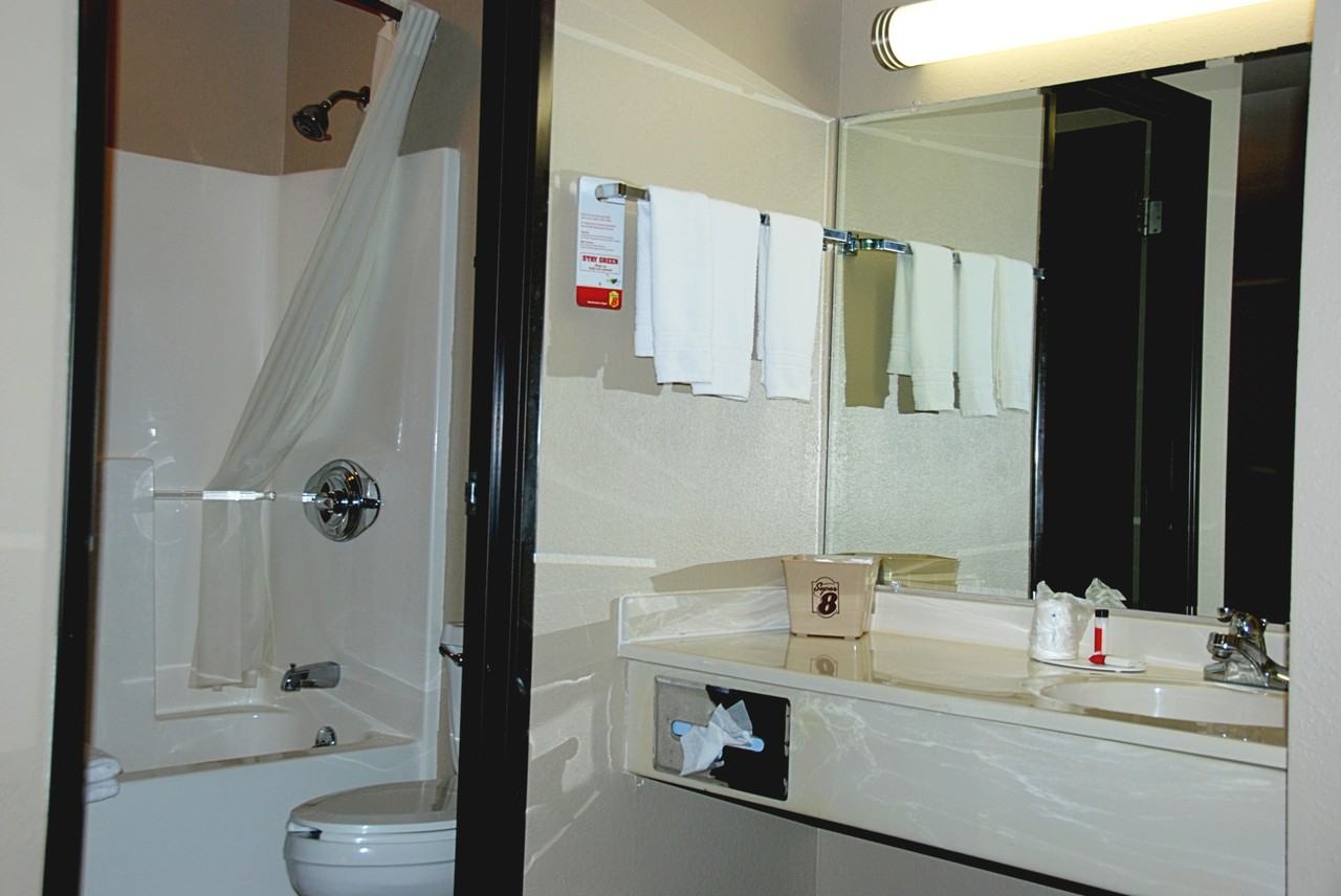 Super 8 Calvert City - Photo 2 of 3