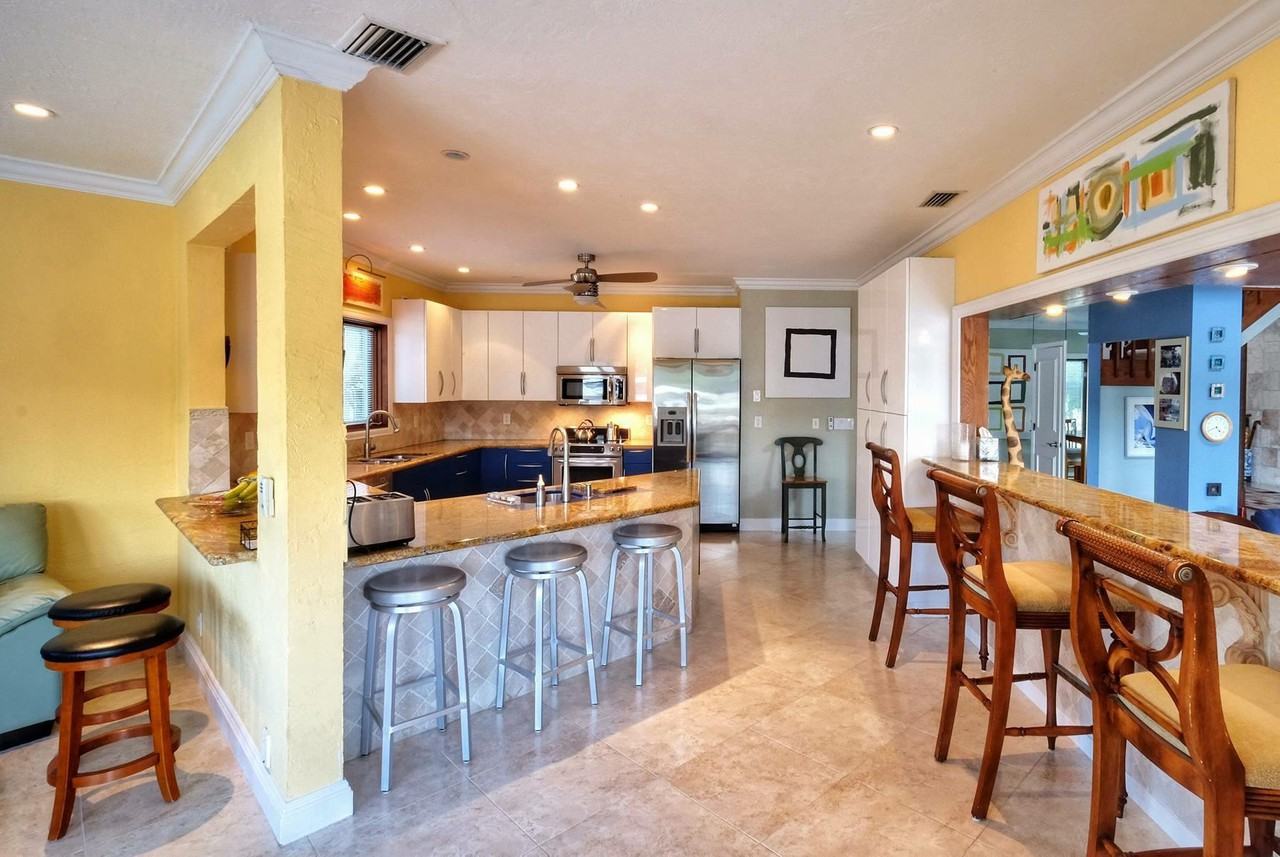 125 Marlin Drive - Photo 3 of 13