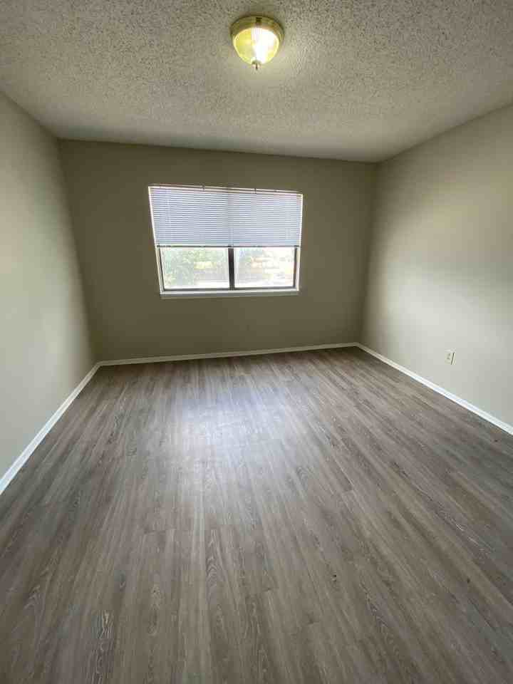 Canyon Crest - Photo 2 of 3