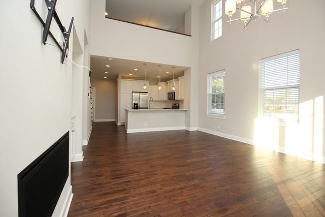 10711 Clocktower Dr - Photo 3 of 32