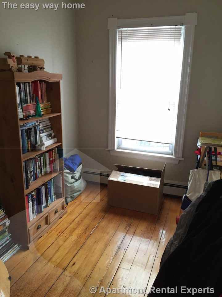 24 Linden Ave #3 - Photo 2 of 9