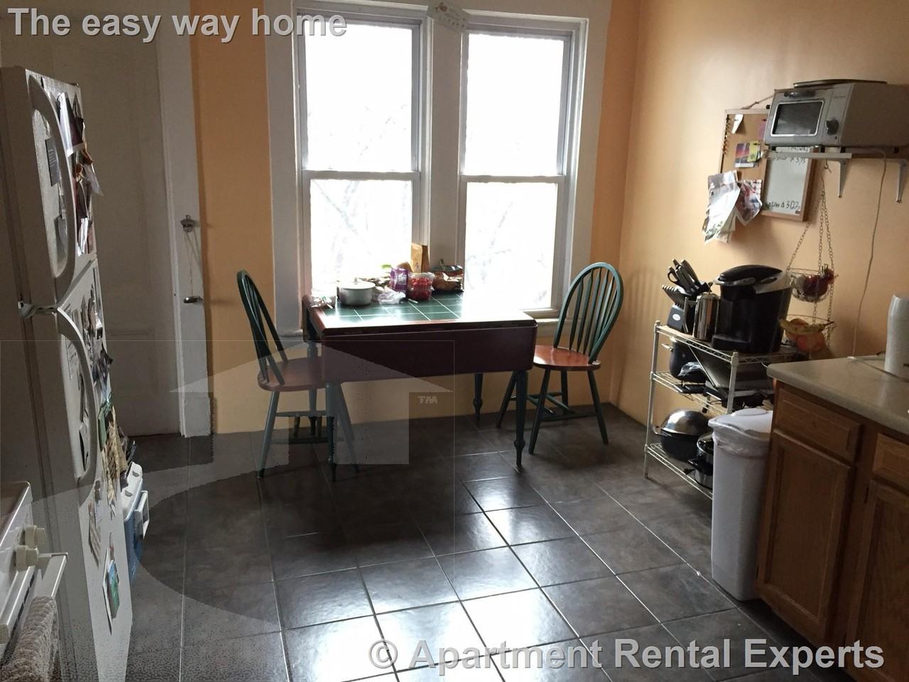 24 Linden Ave #3 - Photo 4 of 9
