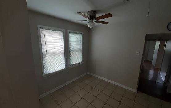 81 Chopin St - Photo 3 of 17