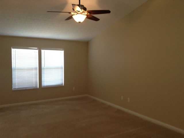 1110 Linford Cir - Photo 2 of 16