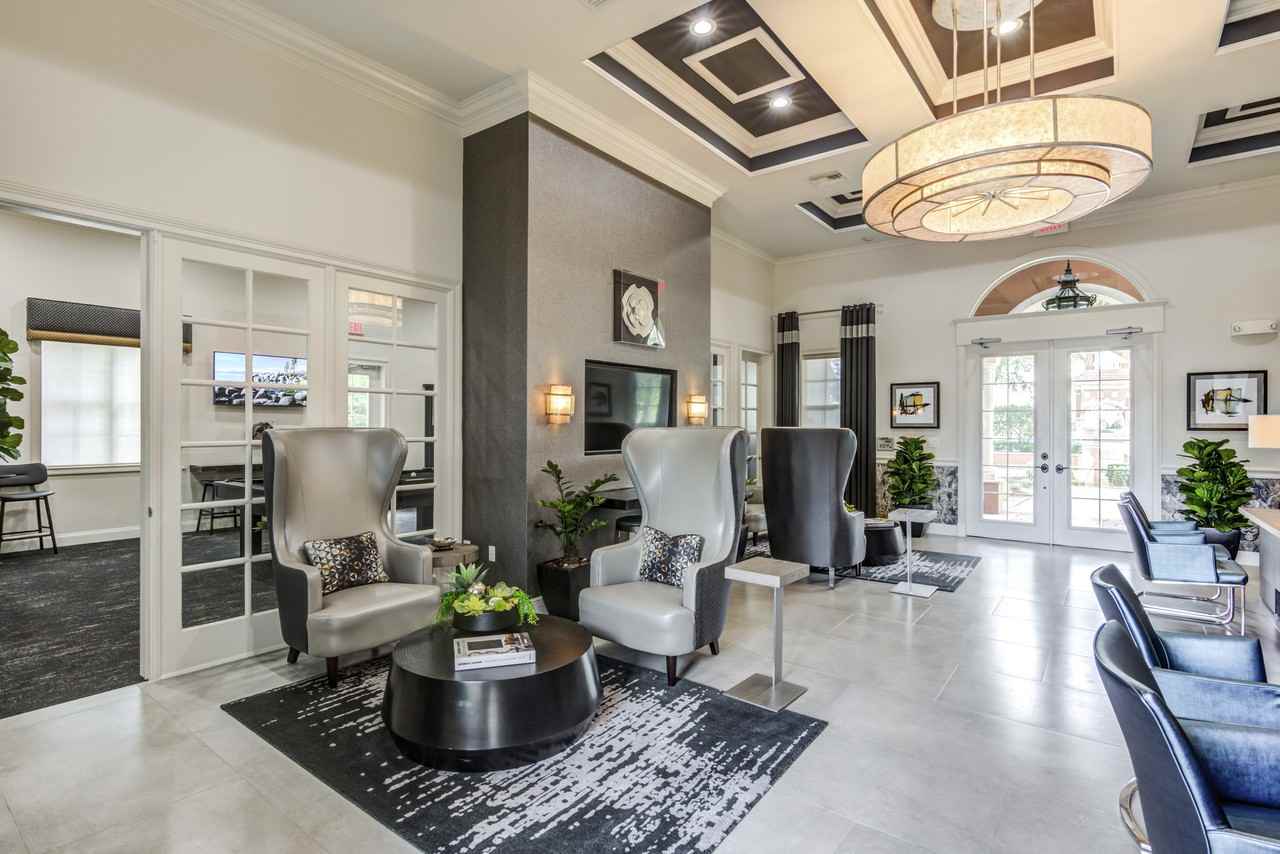 Gables Montecito - Photo 5 of 18