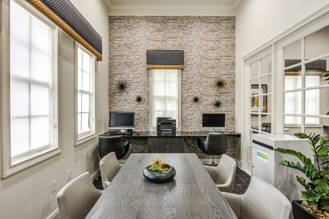 Gables Montecito - Photo 7 of 18